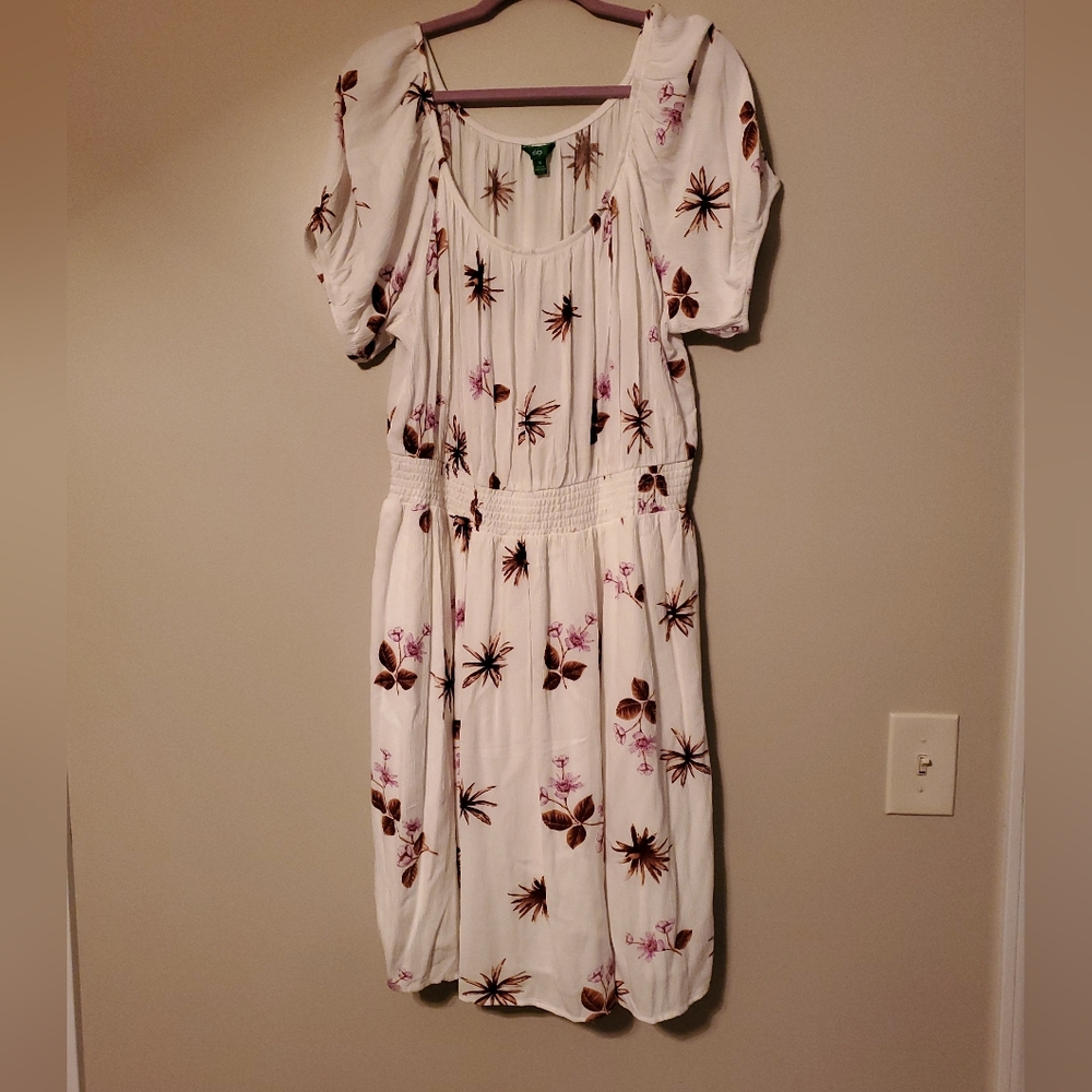 Dips (from Krogers) white dress with flowers, size 1X